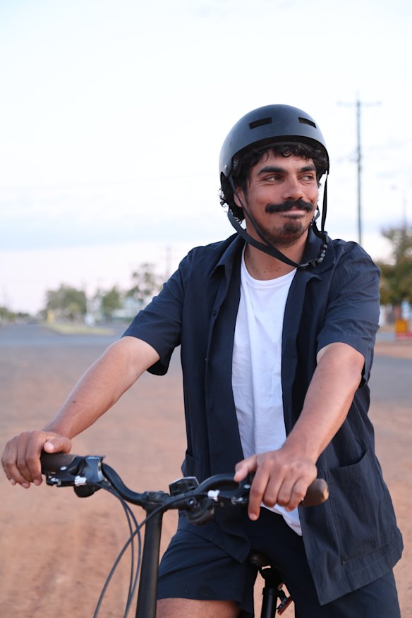 The ABC News Breakfast host criss-crossed the country on his commuter bike in Tony Armstrong’s Extra-Ordinary Things.