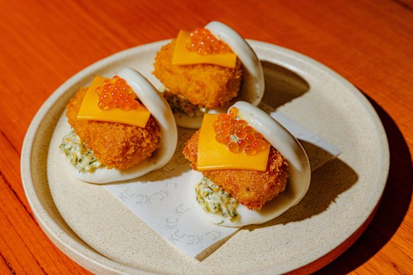 The fish finger bao at King Clarence.