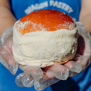 Original cheese bun.