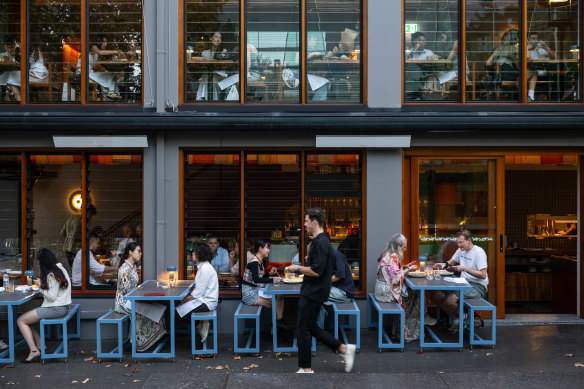 Clean lines, wooden screens, louvred glass, and black-stained wood reveal Ito’s inner workings.