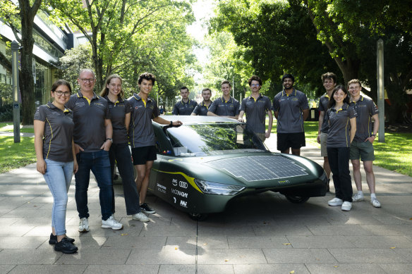 UNSW professor of practice Richard Hopkins (second from left), who was head of operations for Red Bull’s Formula 1 team, with students involved in the Sunswift 7 program.