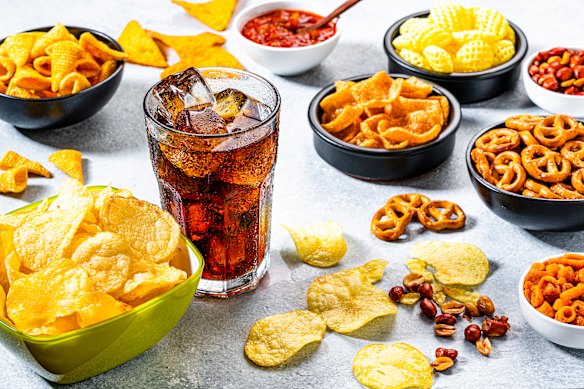 Crisps and fizzy drinks are among the ultra processed foods linked to dementia.