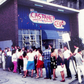 Queues outside the original Castanet Club HQ in Newcastle, c 1982-83.