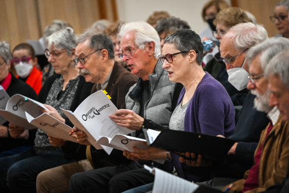 The Heidelberg Choral Society rehearsing Origins of the Universe.