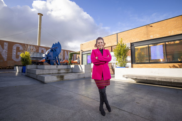 Kingston Mayor Jenna Davey-Burns outside the Morris Moor development.