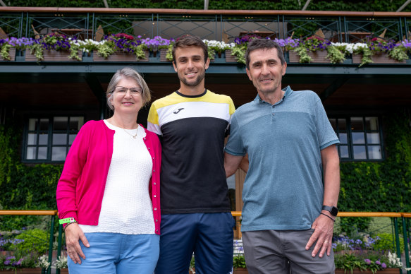 Aleksandar Vukic, who at 27 is playing at his first Wimbledon, with his parents Ljiljana and Radoje, at the weekend.