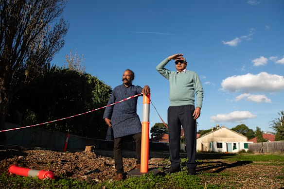 Surinder Jain and Sai Paravastu are supporting the development of Australia’s first Hindu school. 