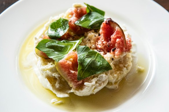 The bufala e fichi: A lush buffalo mozzarella, adorned with figs and honey. 