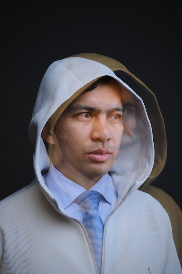 Aron D’Souza believes that in an AI-dominated future, the only chance for humanity is to be enhanced: “Superhumanity is the only thing that matters now.”