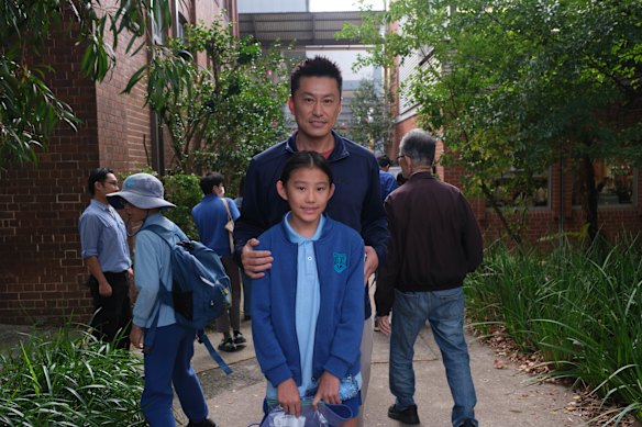Zez Ni and daughter Angelina Zuz.