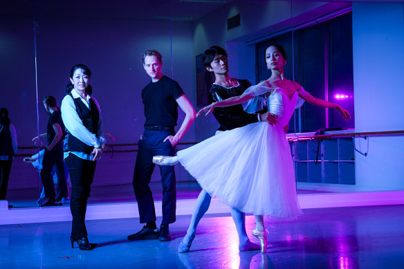 L-R Yukari Saito, David Hallberg and Yasuomi Akimoto and Akira Akiyama.