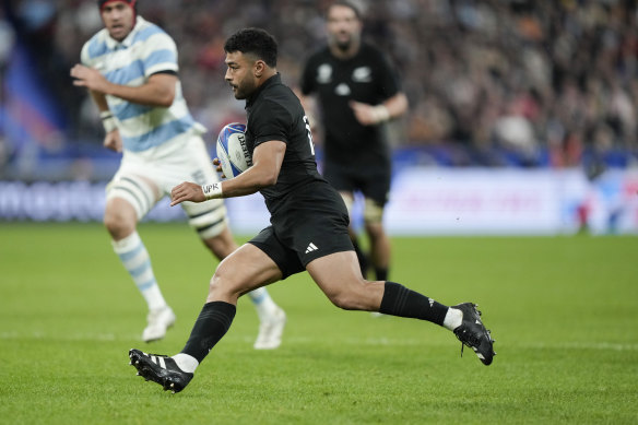 All Blacks’ No. 10 Richie Mo’unga in action at last year’s Rugby World Cup.