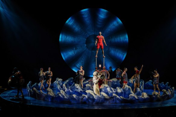Cirque du Soleil’s Luzia is billed as a “waking dream of Mexico″⁣.