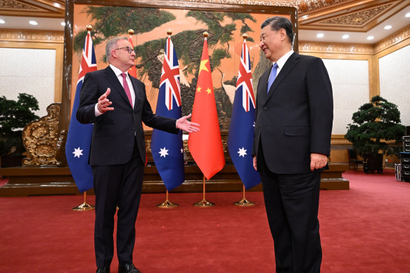 PM Anthony Albanese meets with President Xi Jinping at the Great Hall of the People.