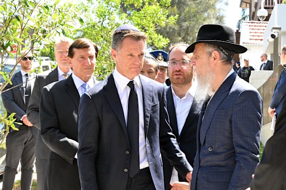 Chris Minns attended the funeral of Rabbi Eli Schlanger on Wednesday morning. 