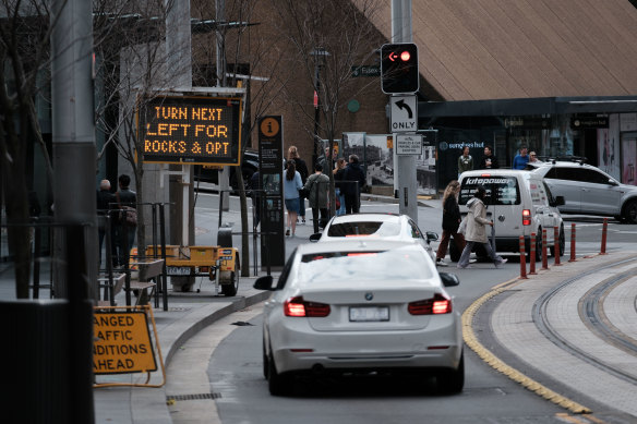 Cars turning left into Essex Street. The pedestrian boulevard currently ends at Hunter Street, near Wynyard Station, but will be extended north to Essex Street.