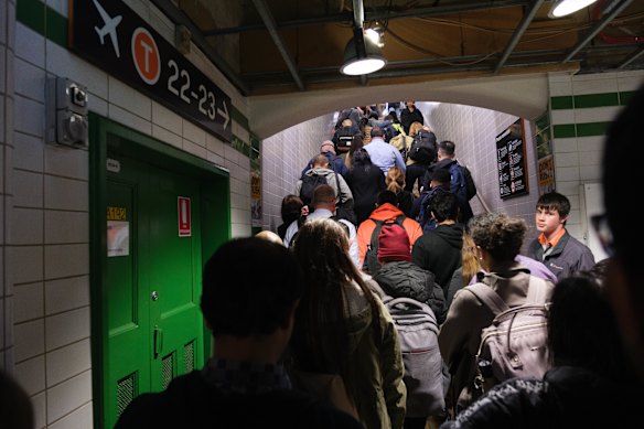More than 100 commuters at Central station formed a long line to platform 23.