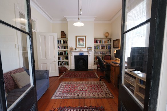 11 Riley Street was built in 1890 and is brimming with heritage flourishes.