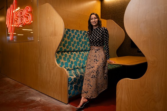 Kumi Taguchi hosts Insight on SBS, a show which has been running since 1995.