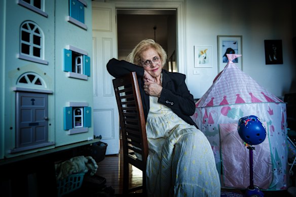 Author Susanne Gervay is happily single.