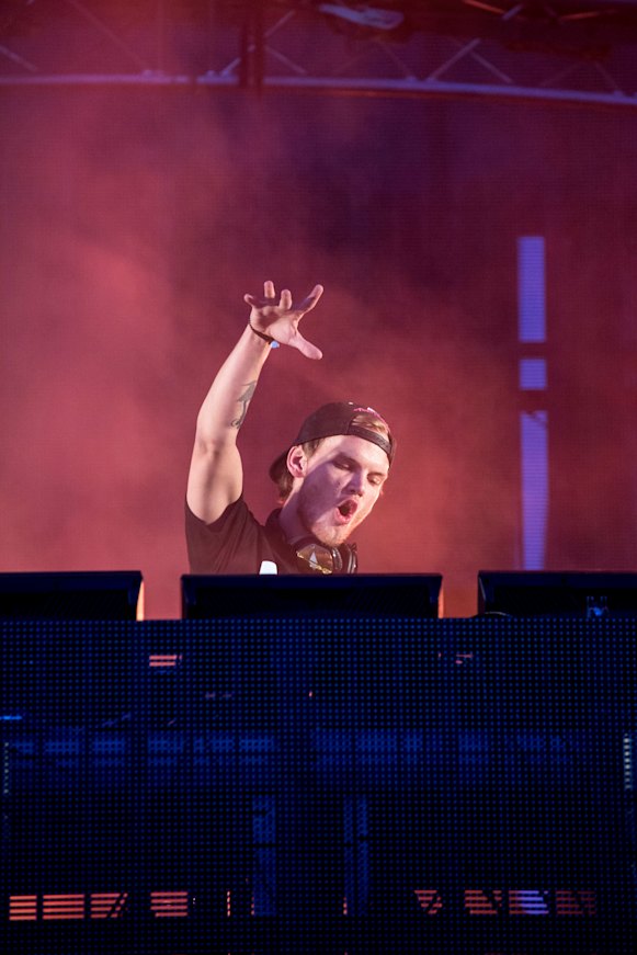 Avicii suffered from acute pancreatitis.