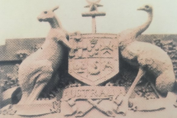 The coat of arms before it was remodelled.