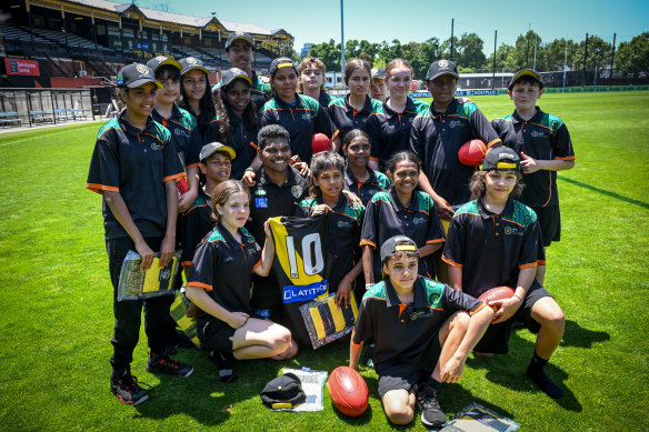 Rioli with Melbourne Indigenous Transition School students at Richmond on Friday.