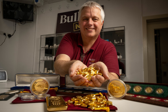 Michael Pepper from Bullion Now with some of his gold products.