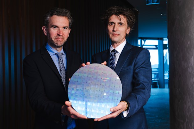 PsiQuantum and Diraq, Australian-backed quantum computing startups ...