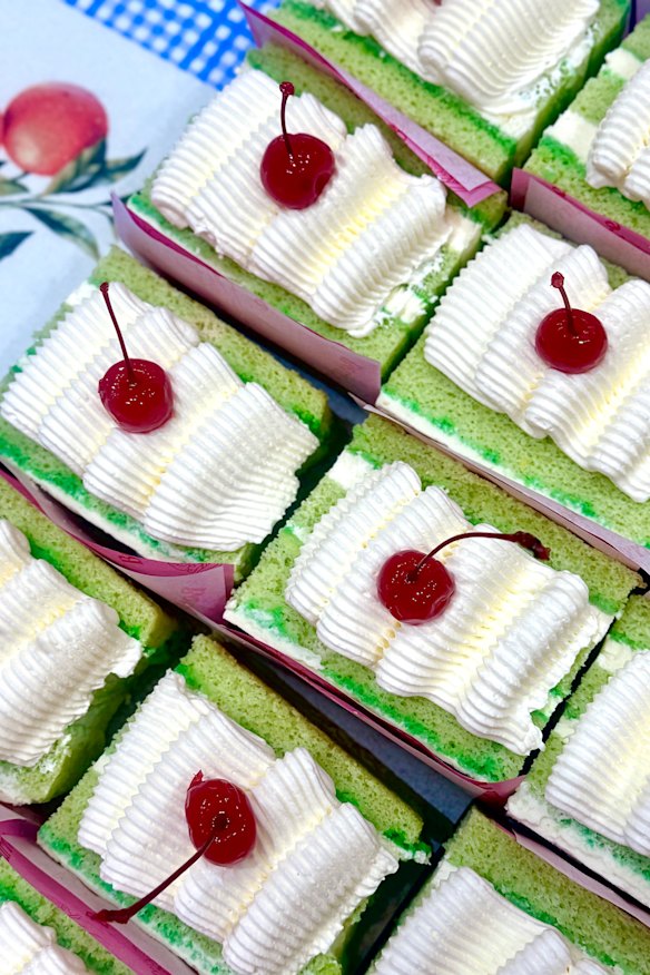 Pasteles de pandan y kaya (mermelada de coco) en Beurre en Canterbury.