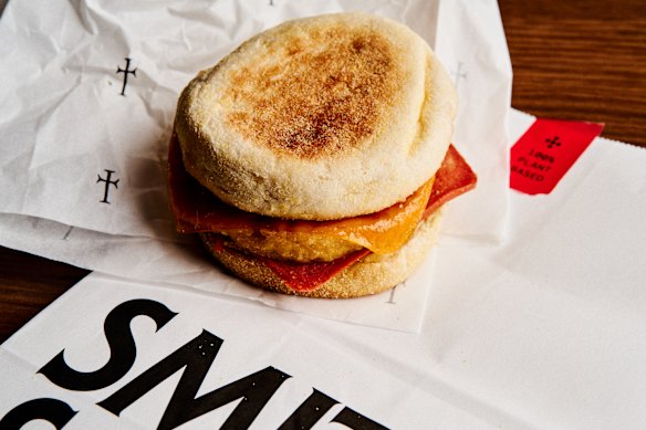 Smith & Deli’s plant-based McMuffin riff.