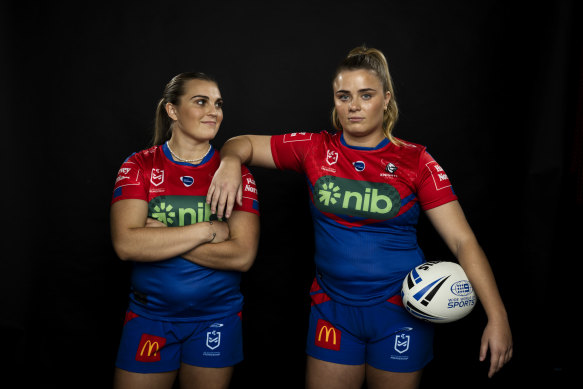 Knights’ sisters Jesse (left) and Hannah Southwell (right). 