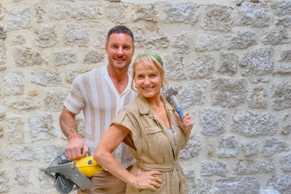 Shaynna Blaze and Darren Palmer host new series 1 Euro House.