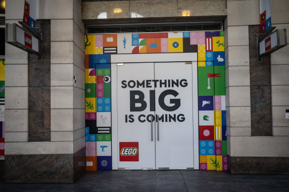 Biggest lego store top