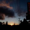 Photograph shows the sun setting over Katoomba this evening. NSW will turn it’s clocks forward one hour as daylight saving starts tomorrow night. October 6 2018. Photograph by Dean Sewell.