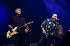 Martin Rotsey and Peter Garrett on stage in their final Melbourne performance on Sunday night.