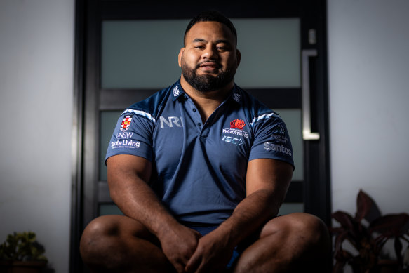 Wallabies prop Taniela Tupou has signed for the Waratahs on a one-year deal.
