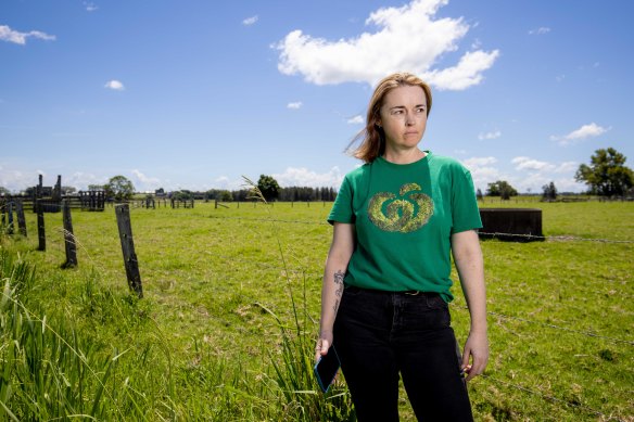 Mel Robinson is among residents of Kundabung on the NSW Mid North Coast who are pushing for more reliable phone and internet access.