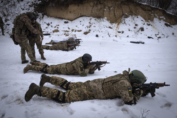 Military training in the snow near Kyiv.