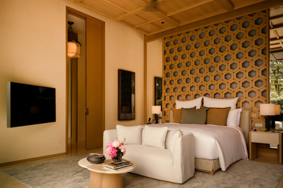  Pool villa room.