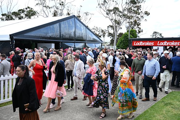 Racegoers had to evacuate marquees due to wild winds during Geelong Cup Day.