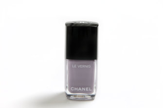 How To Nail A Seasonal Hair And Makeup Change