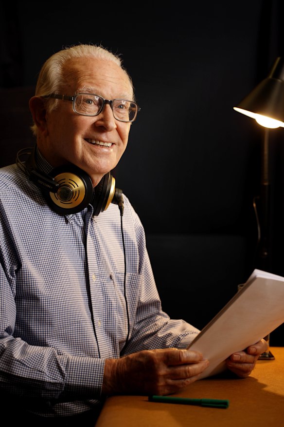 Newsreader and Bandstand host Brian Henderson.