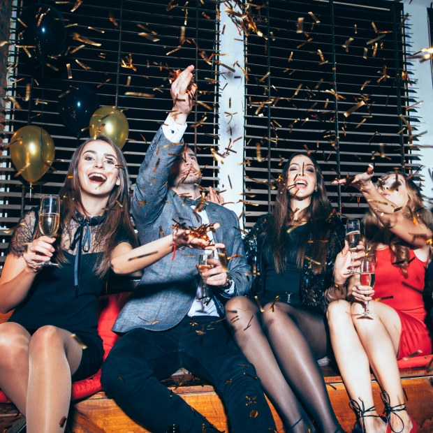 exactly-what-to-wear-to-your-office-christmas-party