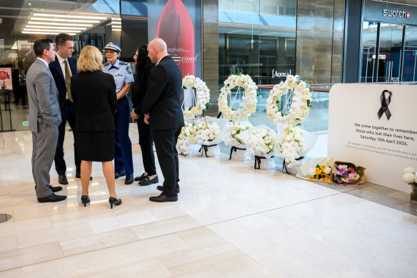 Emotional scenes as Westfield reopens; Bondi security guard to be offered residency