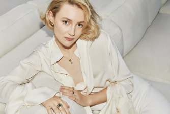 Australian actress Claude Scott-Mitchell wearing the Dunaway collection by Jan Logan in their new advertsing campaign.