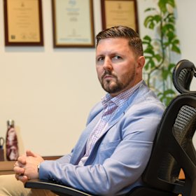 Brad Marshall runs one of the few gaming disorder clinics in Australia. 