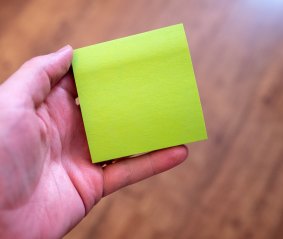 Post-it note.