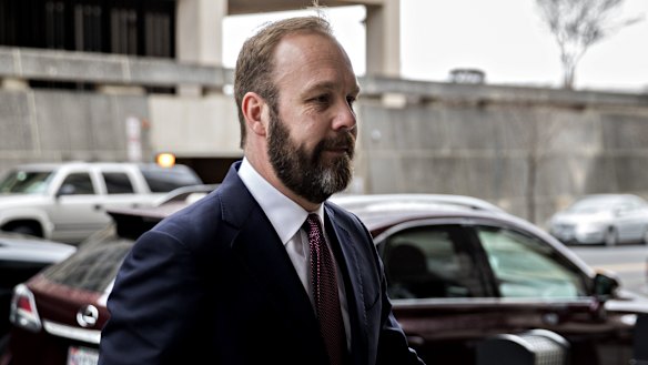 Trump campaign aide pleads guilty in Russia probe and will cooperate