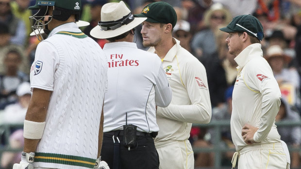 Cameron Bancroft talking to the umpire after the ball tampering incident.
